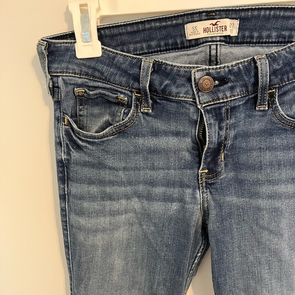 Hollister Low Rise Jeans - Picture 2 of 7